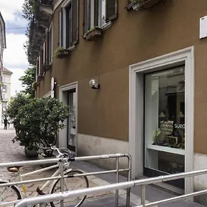 Osti 3 Beautifully Furnished Milan