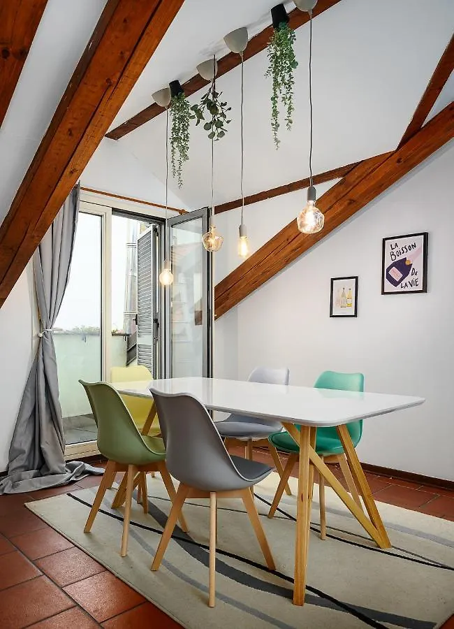 Duomo - Pt.Romana - Bocconi Top Floor Apartment Milan 0*,  Italy